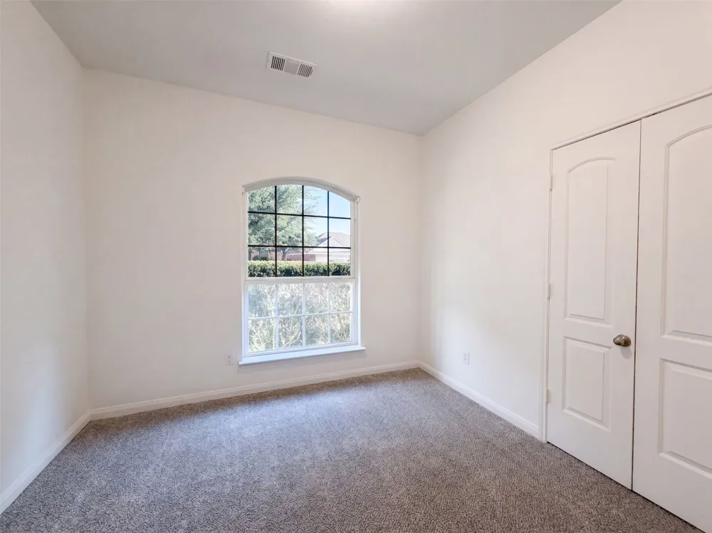 4101 Tower Lane Crowley, TX 76036