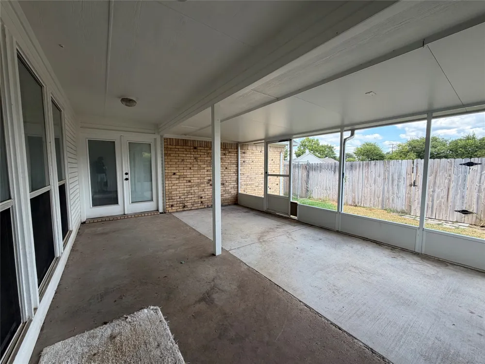 1623 W Pleasant Drive Midlothian, TX 76065