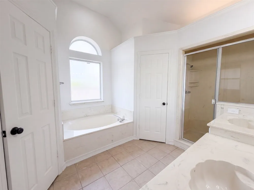 1623 W Pleasant Drive Midlothian, TX 76065
