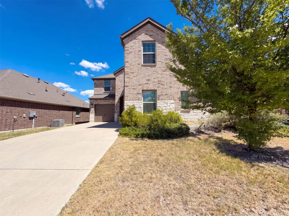 2929 Log Cabin Drive Celina, TX 75009