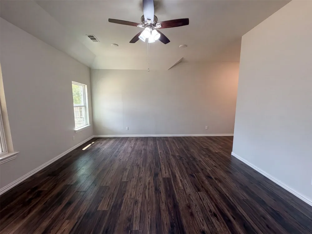 301 E Jefferson Street Palmer, TX 75152