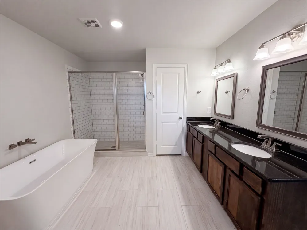 301 E Jefferson Street Palmer, TX 75152