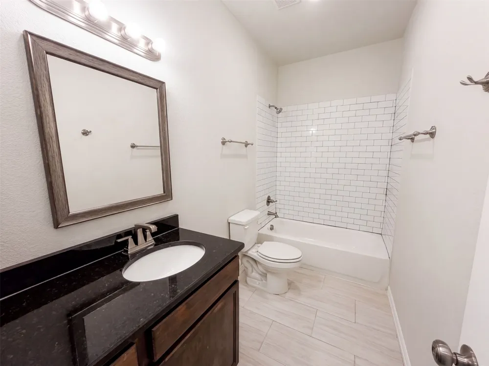 301 E Jefferson Street Palmer, TX 75152