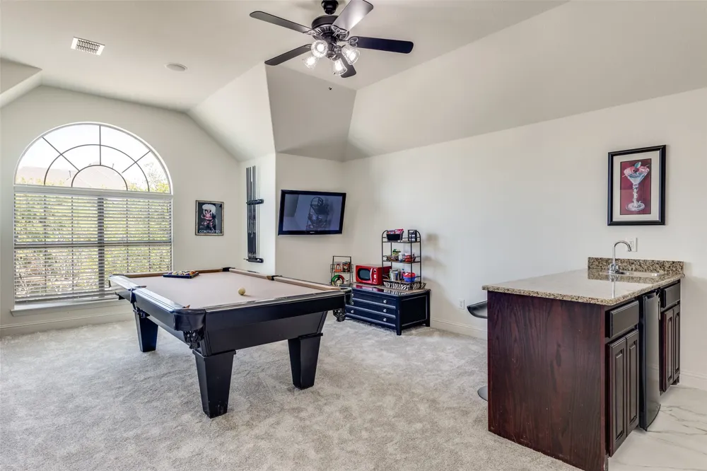 400 S Hampton Court Lewisville, TX 75056