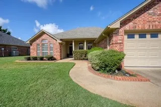16594 Beauregard Drive Tyler, TX 75703