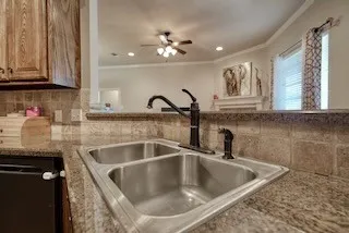 16594 Beauregard Drive Tyler, TX 75703