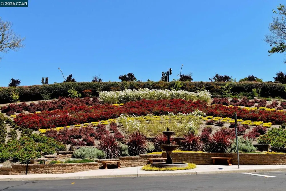 5012 Lakeview Dr #201 San Ramon, CA 94582