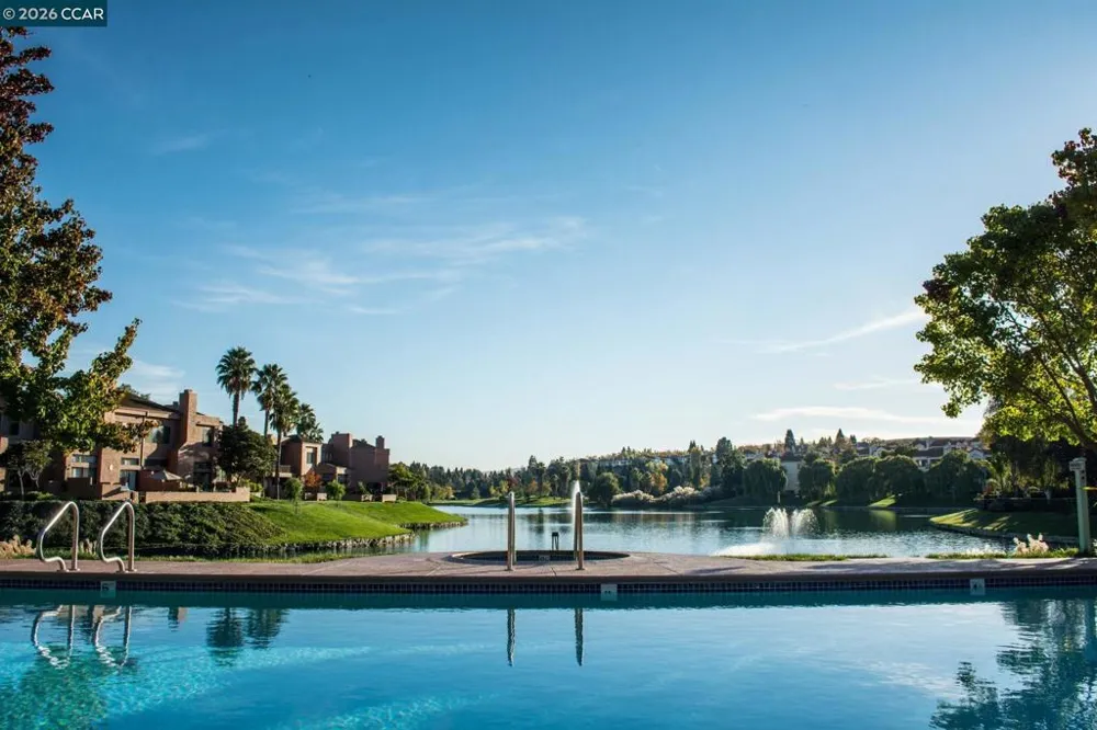5012 Lakeview Dr #201 San Ramon, CA 94582