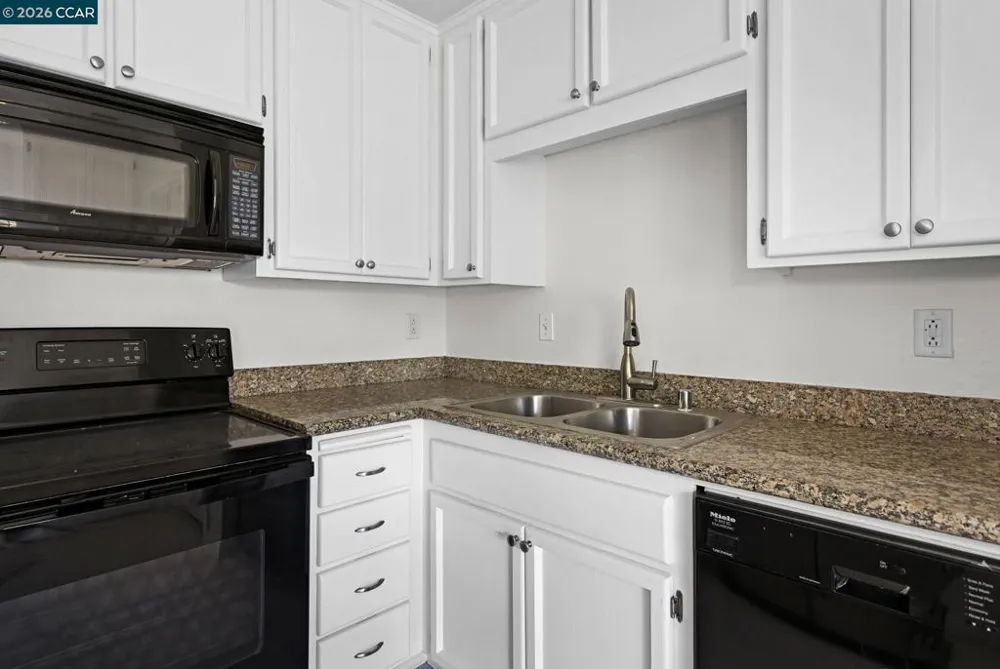 5012 Lakeview Dr #201 San Ramon, CA 94582