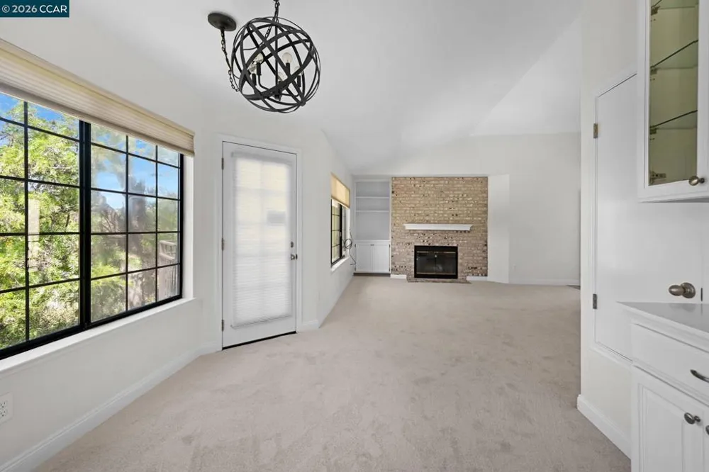 5012 Lakeview Dr #201 San Ramon, CA 94582