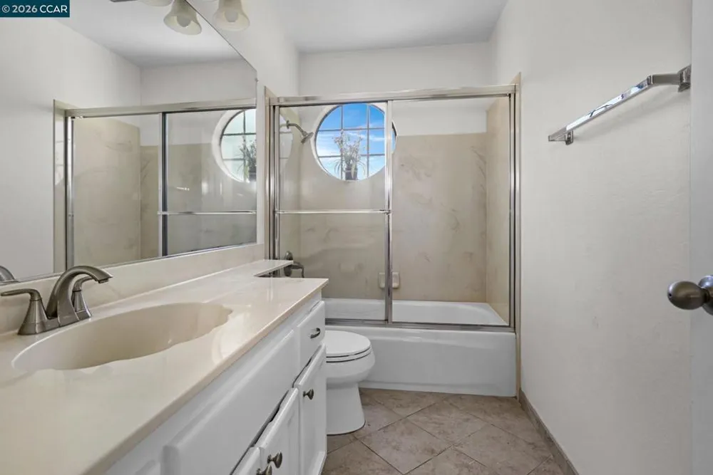 5012 Lakeview Dr #201 San Ramon, CA 94582