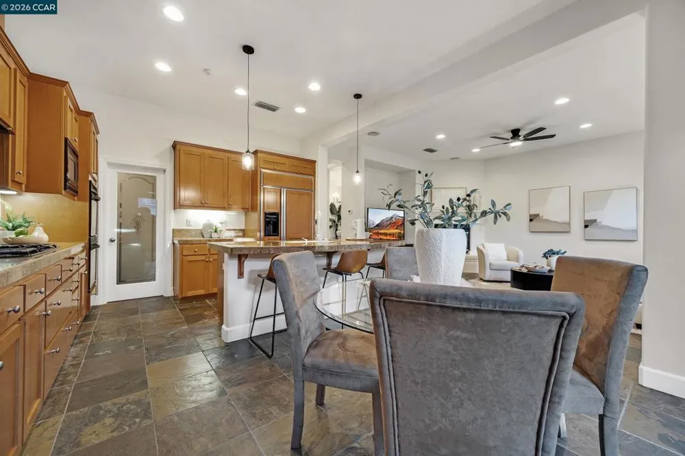 17 Pinewood Pl Danville, CA 94506