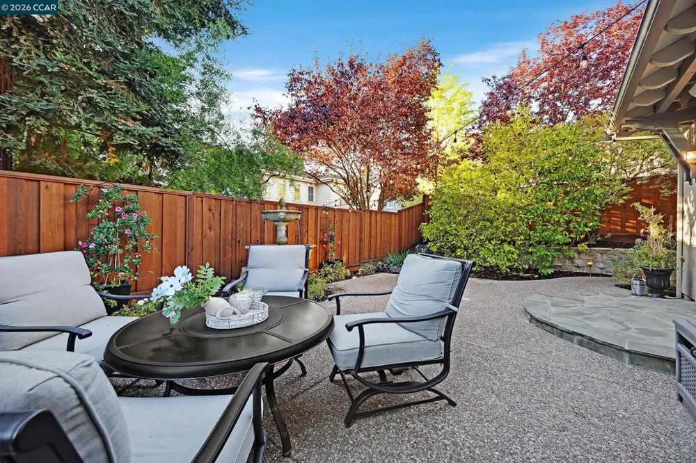 17 Pinewood Pl Danville, CA 94506