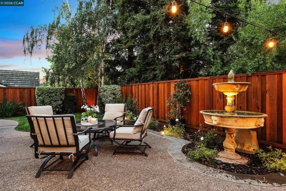 17 Pinewood Pl Danville, CA 94506