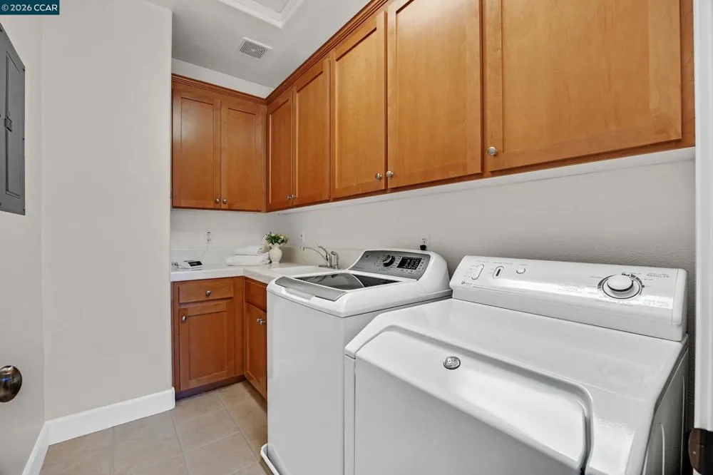 17 Pinewood Pl Danville, CA 94506