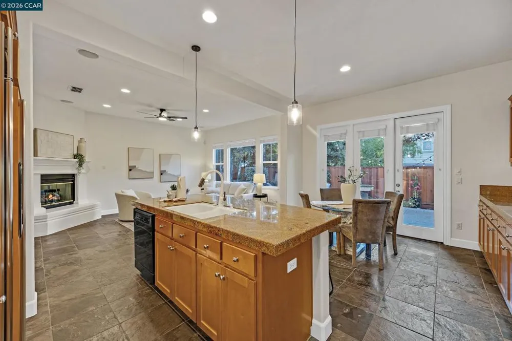 17 Pinewood Pl Danville, CA 94506