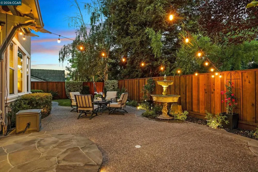 17 Pinewood Pl Danville, CA 94506