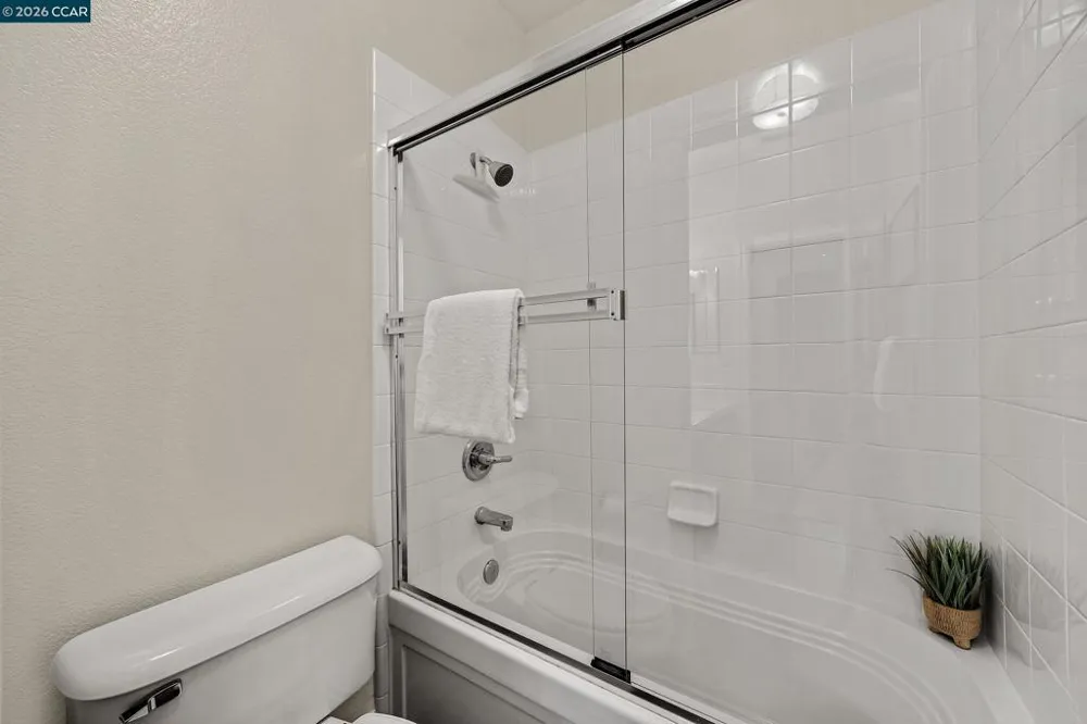 17 Pinewood Pl Danville, CA 94506