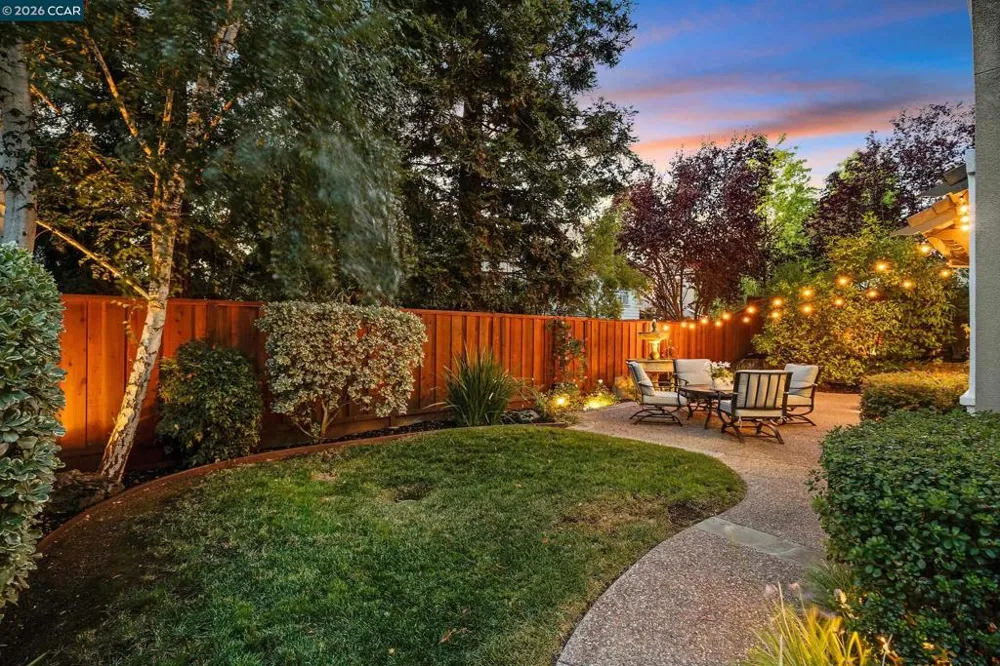 17 Pinewood Pl Danville, CA 94506
