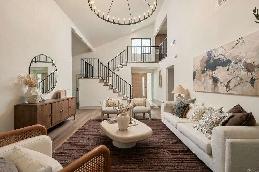 7122 Ruane Street San Diego, CA 92119