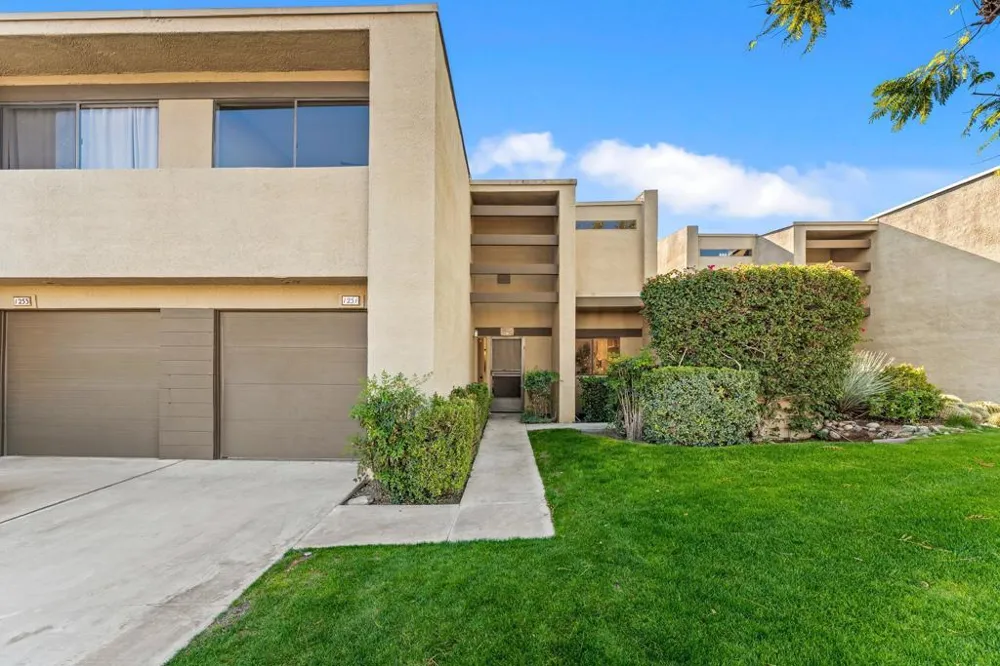 1251 Tiffany Circle S Palm Springs, CA 92262