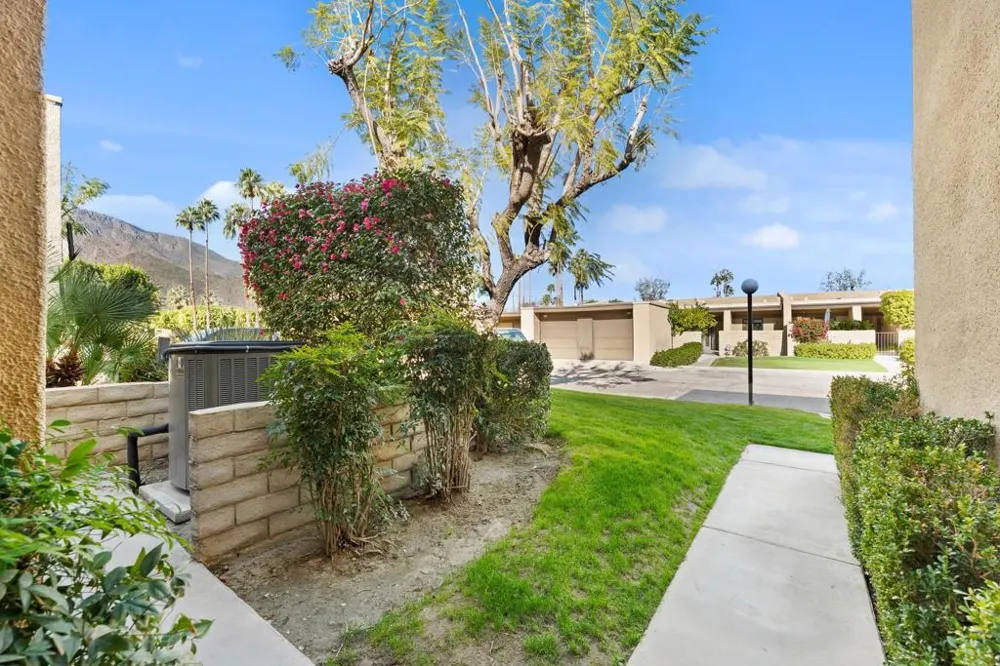 1251 Tiffany Circle S Palm Springs, CA 92262
