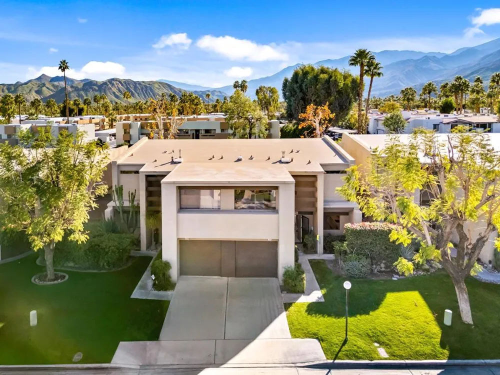 1251 Tiffany Circle S Palm Springs, CA 92262