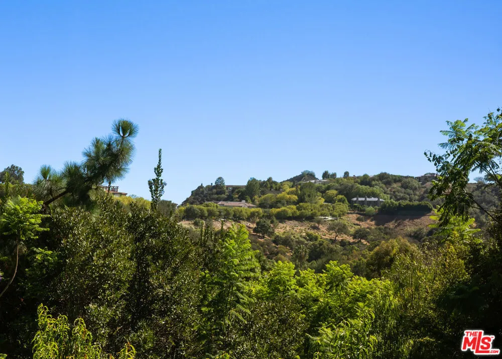 9577 Lime Orchard Road Beverly Hills, CA 90210