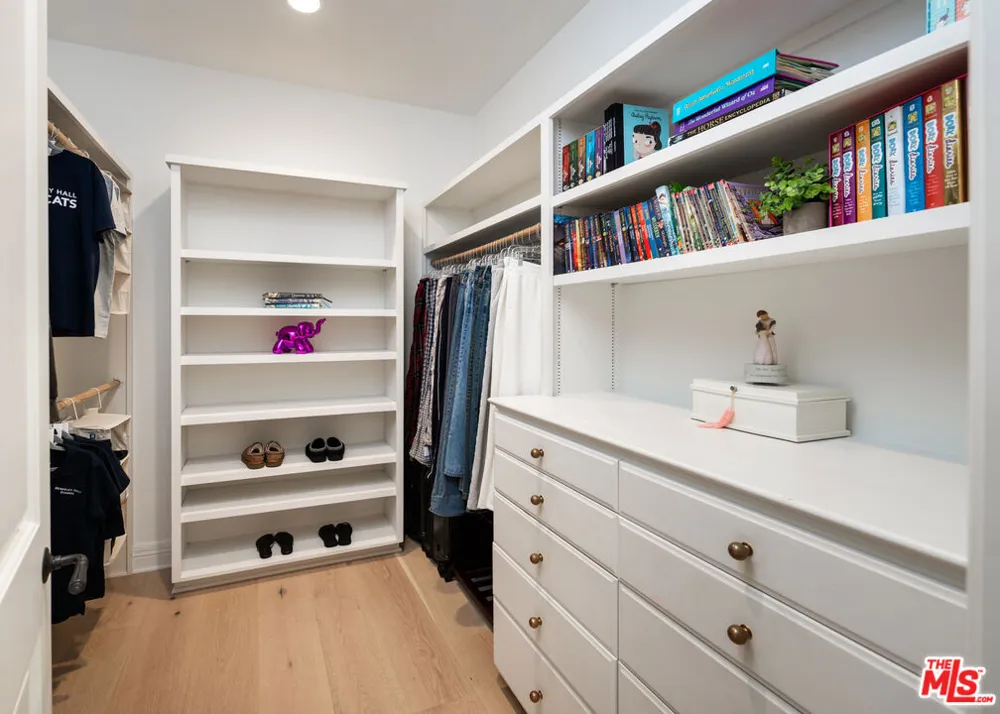 9577 Lime Orchard Road Beverly Hills, CA 90210