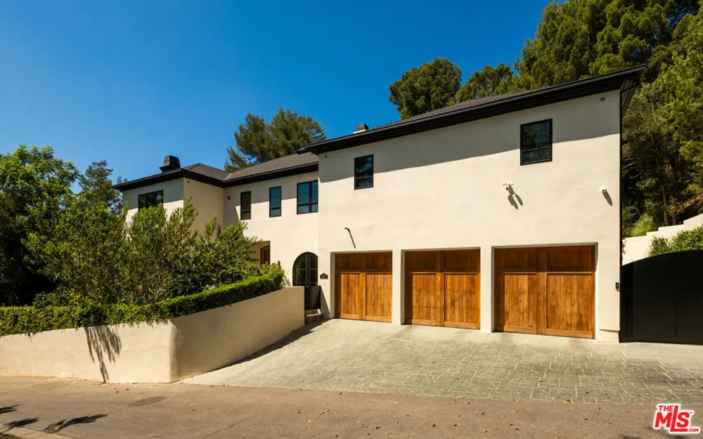 9577 Lime Orchard Road Beverly Hills, CA 90210