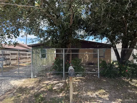 519 W Champion Street