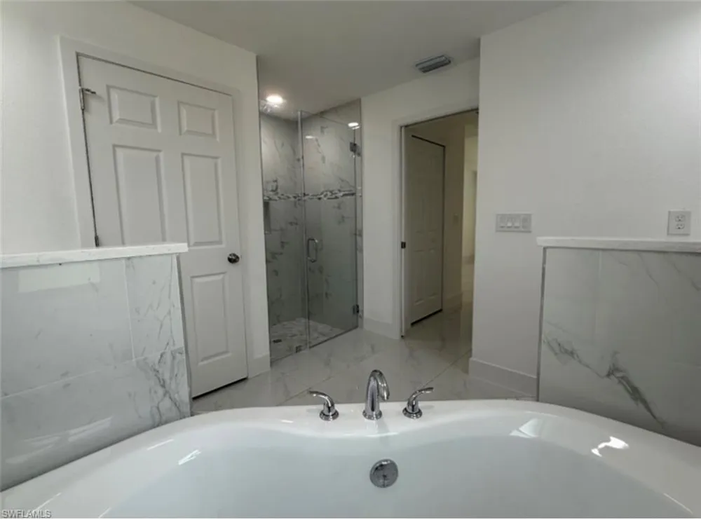 1011 Edison Avenue Lehigh Acres, FL 33972