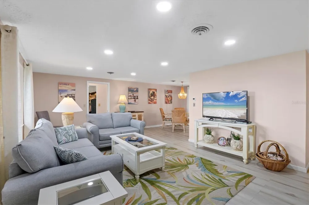 114 LEE CIRCLE Englewood, FL 34223