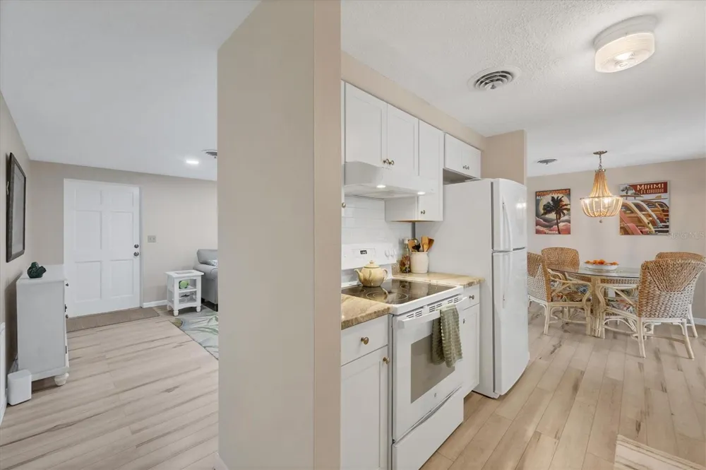 114 LEE CIRCLE Englewood, FL 34223