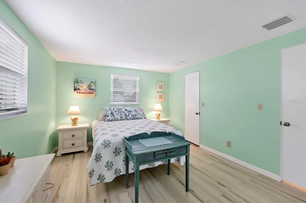 114 LEE CIRCLE Englewood, FL 34223