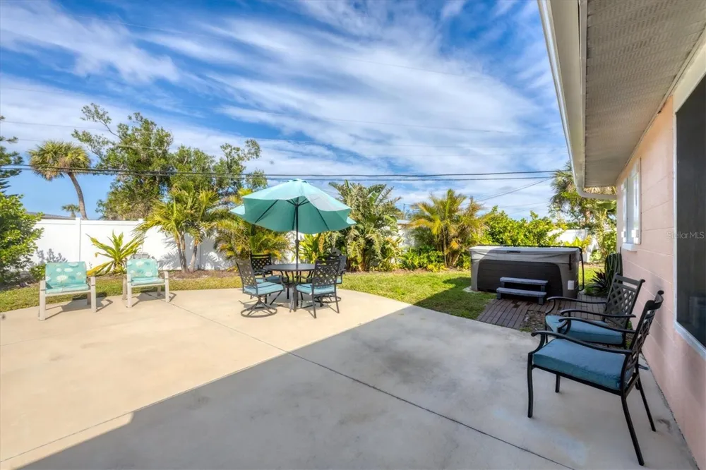 114 LEE CIRCLE Englewood, FL 34223