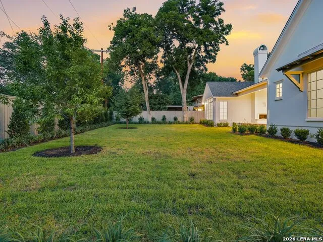 107 Charles Road San Antonio, TX 78209