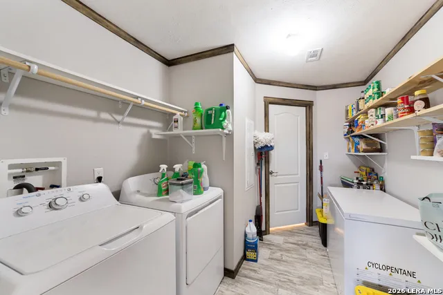 20353 Senior Rd Von Ormy, TX 78073