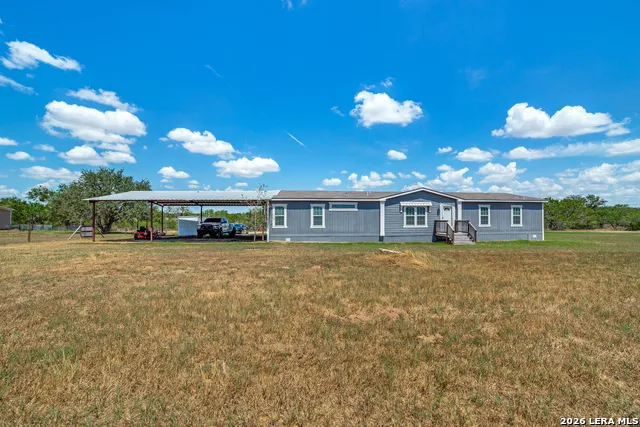 20353 Senior Rd Von Ormy, TX 78073