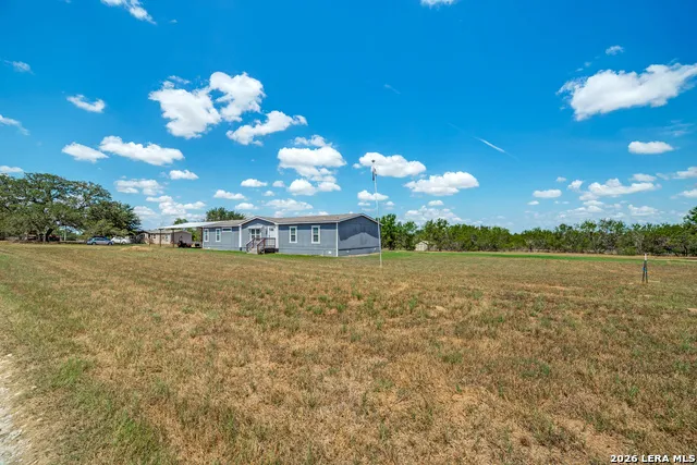 20353 Senior Rd Von Ormy, TX 78073