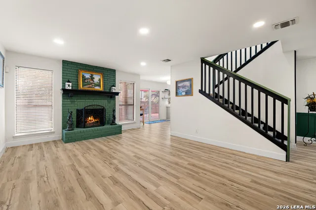 9319 BEOWULF ST San Antonio, TX 78254