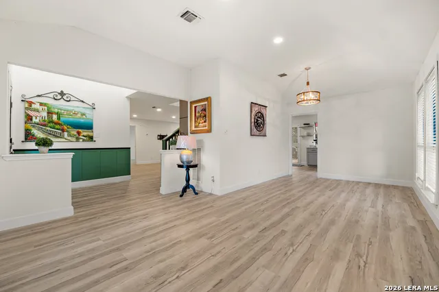 9319 BEOWULF ST San Antonio, TX 78254