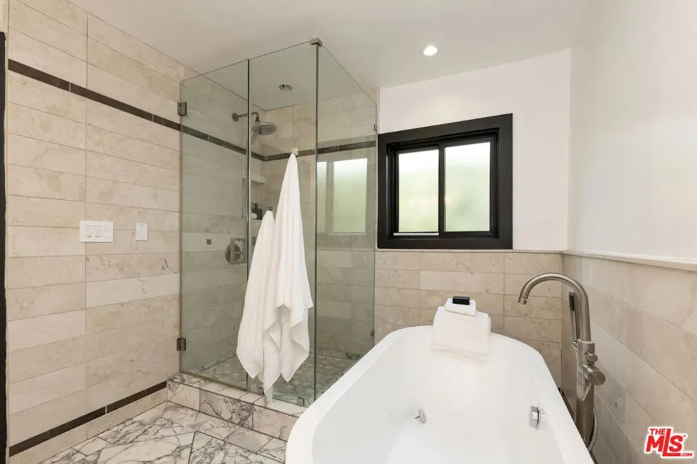 829 Stanley Avenue Los Angeles, CA 90046