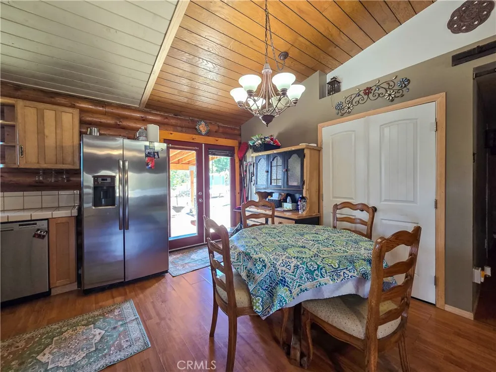 5363 Hess Road Phelan, CA 92371