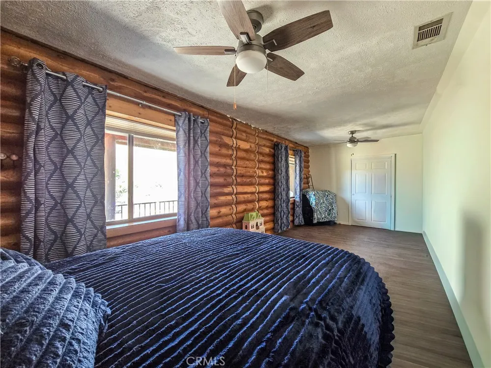 5363 Hess Road Phelan, CA 92371