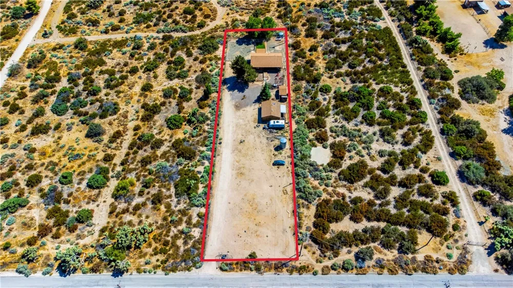 5363 Hess Road Phelan, CA 92371
