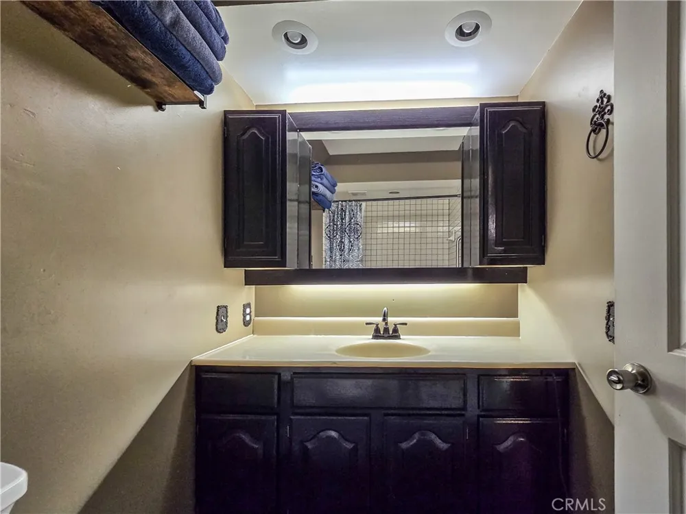 5363 Hess Road Phelan, CA 92371