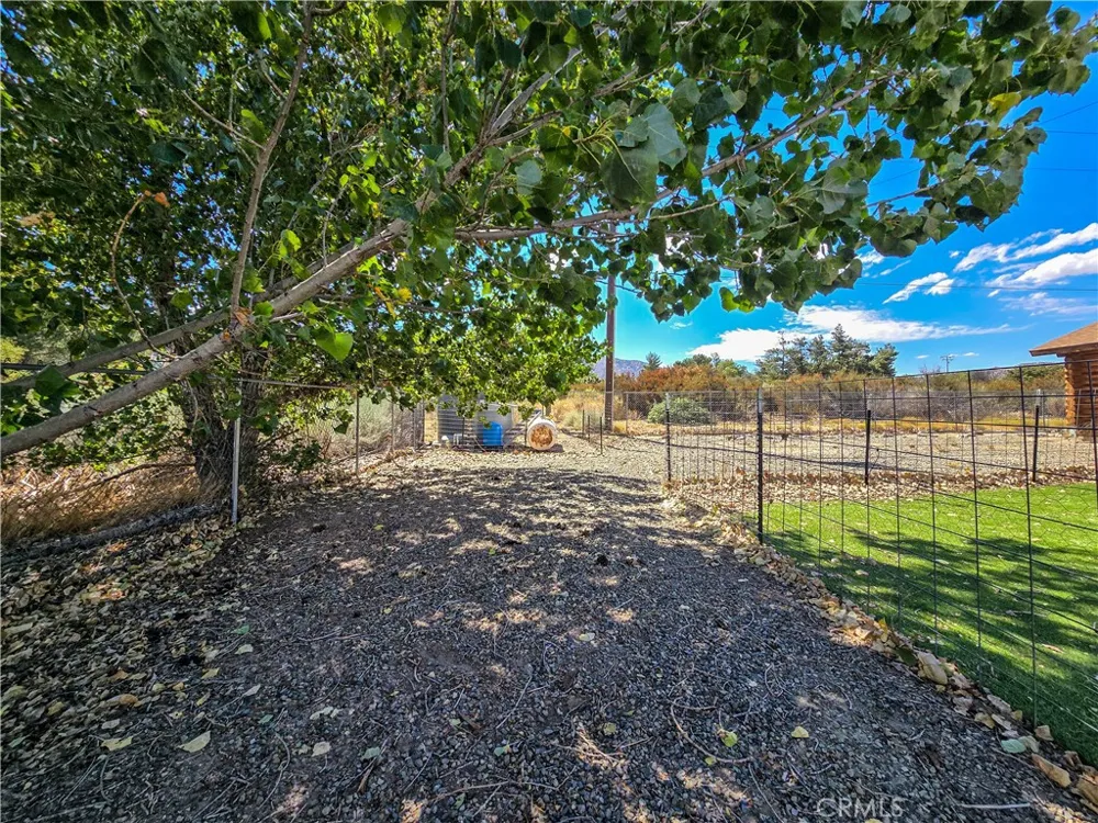 5363 Hess Road Phelan, CA 92371