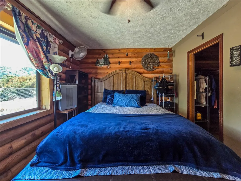 5363 Hess Road Phelan, CA 92371