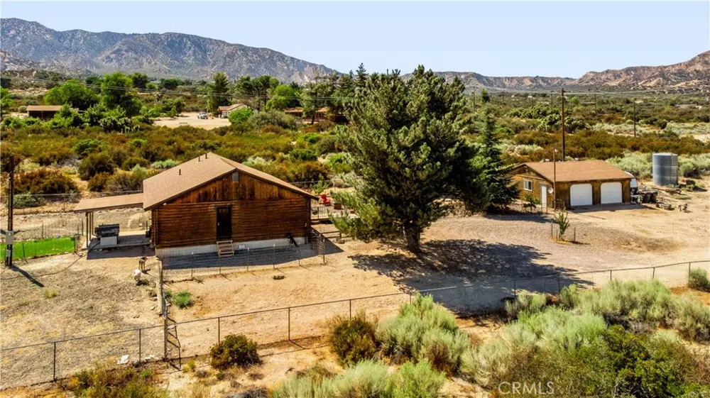 5363 Hess Road Phelan, CA 92371